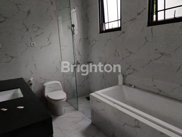 image HUNIAN STRATEGIS DEKAT MALL CIPUTRA (4)