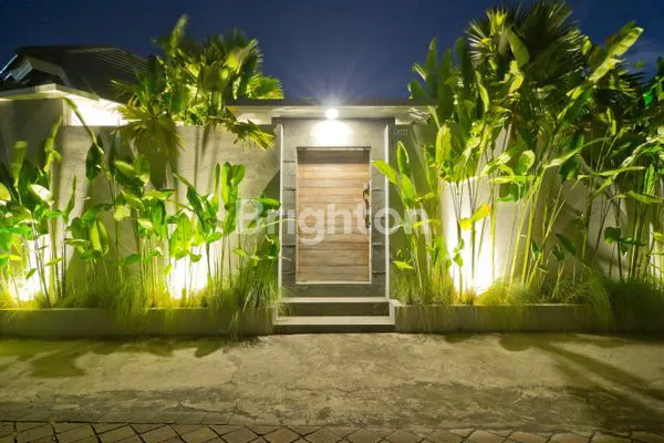 image VILLA MEWAH 3KT DI SEMINYAK, LT 300M² (1)