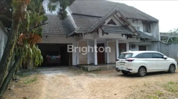 image RUMAH LAHAN LUAS DI KRAMAT JATI JAKARTA TIMUR (4)