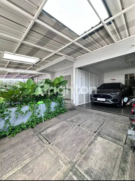 image RUMAH MEWAH DI BAWAH NJOP (1)