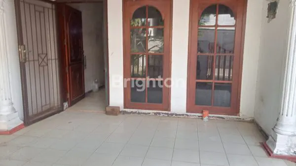 image RUMAH HOOK AKSES GANDA LT 428M² (1)