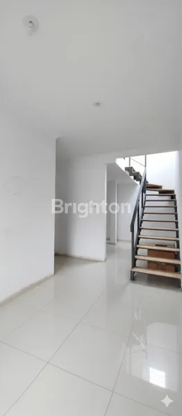 image RUMAH 2 LANTAI MINIMALIS GRIYA PATARUMAN ASRI CIPATIK DEKAT KAWASAN INDUSTRI KUTAWARINGIN (1)