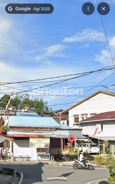 image GUNUNGSARI RUMAH DI SIMPANG  (4)