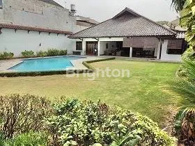 image RUMAH 1 LANTAI LUAS DAN MEWAH DILENGKAPI KOLAM RENANG DI CIPETE JAKARTA SELATAN (3)