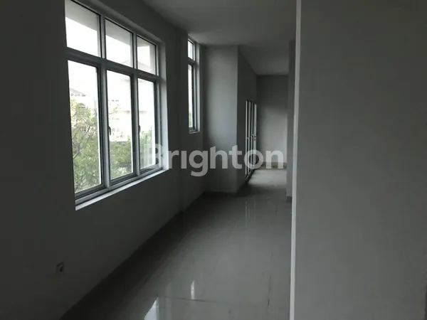 image RUKO GANDENG 3 UNIT ELANG LAUT PIK JAKARTA UTARA SIAP HUNI  (6)