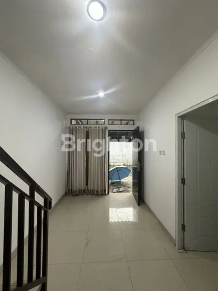 image RUMAH MINIMALIS 2 LANTAI DI CIPUTAT, SHM (6)