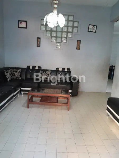 image JUAL SEGERA RUMAH 2 LANTAI DI SAWOJAJAR 1 (2)