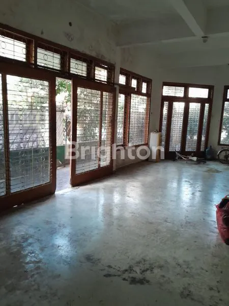 image JUAL SEGERA RUMAH 2 LANTAI DI SAWOJAJAR 1 (4)