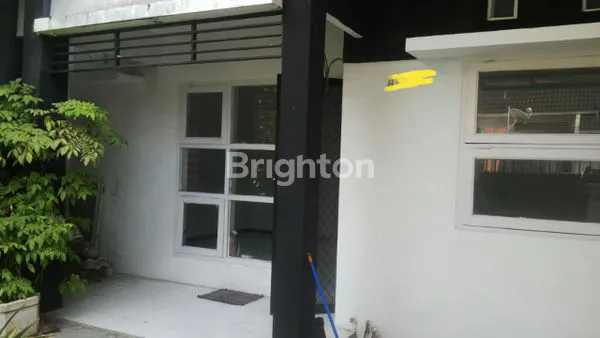 image RUMAH DI WESTERN VILLAGE, BENOWO - SURABAYA BARAT (2)