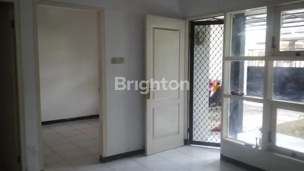 image RUMAH DI WESTERN VILLAGE, BENOWO - SURABAYA BARAT (4)