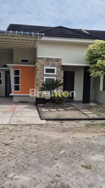 image DISEWA RUMAH DI JL. HR. SUBRANTAS PANAM (1)
