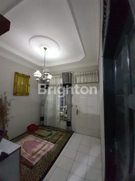 image RUMAH 2 LT DENGAN LINGKUNGAN NYAMAN & DEKAT FASILITAS UMUM DI SAYAP ANTAPANI BANDUNG (6)