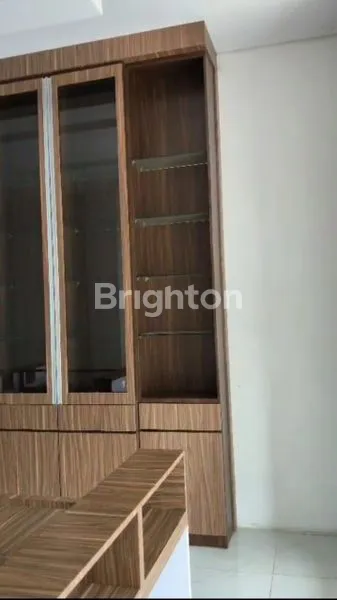 image DISEWAKAN RUKO DESIGN KANTOR DITENGAH KOTA (3)