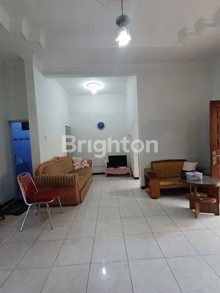 image RUMAH SIAP HUNI DI TENGAH KOTA SALATIGA (7)