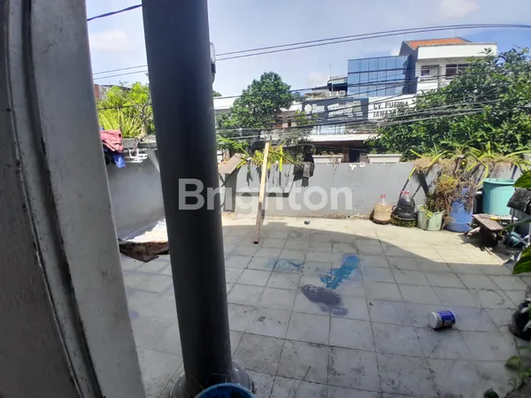 image JUAL RUMAH USAHA DI SURABAYA PUSAT 0 JALAN RAYA , COCOK DIJADIKAN SEGALA USAHA (5)