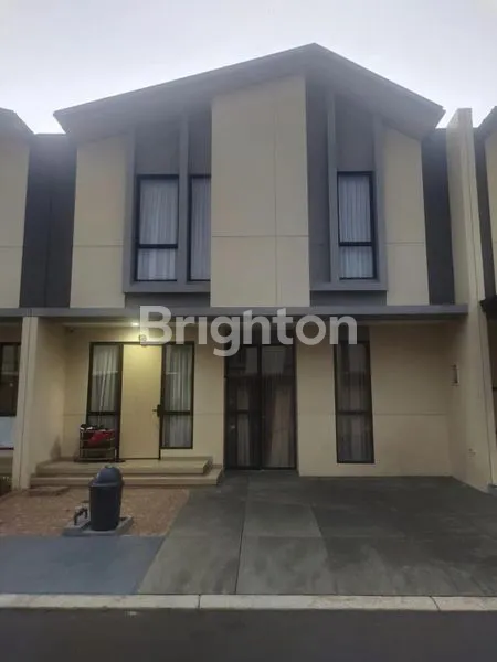 image RUMAH 2 LANTI SIAP HUNI DI SUVARNA SUTERA TANGERANG (1)