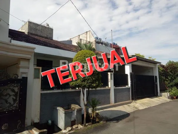 image DIJUAL RUMAH DI PONDOK KELAPA JAKARTA TIMUR (1)