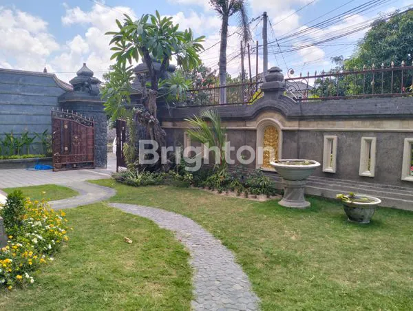 image DIJUAL RUMAH MEWAH KOLAM RENANG PRIBADI  DI MOH YAMIN RENON (8)