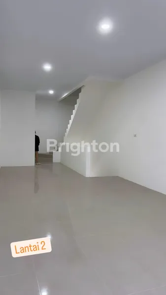 image DIJUAL  CEPAT RUKO 3 LANTAI  JELAMBAR JAKARTA BARAT (5)