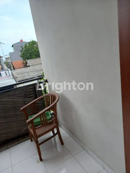 image RUMAH MEWAH 2 LANTAI LT 89M² HARGA NEGO (8)