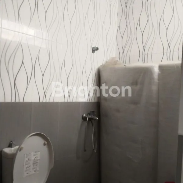 image RUNGKUT ASRI TENGAH LEBAR 6 (4)