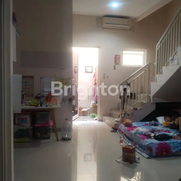 image RUNGKUT ASRI TENGAH LEBAR 6 (1)