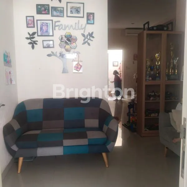 image RUNGKUT ASRI TENGAH LEBAR 6 (3)