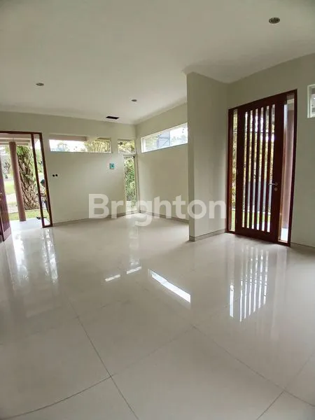 image TYPE SCARLET DE CASABLANCA RESIDENCE MALANG (2)