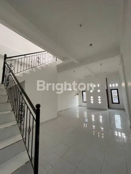 image DISEWAKAN RUMAH COCOK UNTUK KANTOR DI RENON (5)