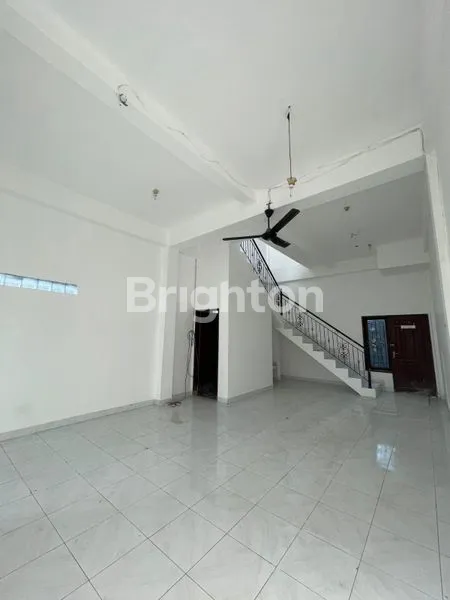 image DISEWAKAN RUMAH COCOK UNTUK KANTOR DI RENON (2)