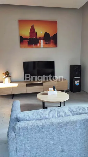 image DIJUAL VILLA LENGKAP DENGAN PRIVAE POOL DI JL PURI INDAH KOTA BATU (4)