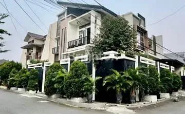 image RUMAH MEWAH LT 281 DI PULOMAS BARAT (1)