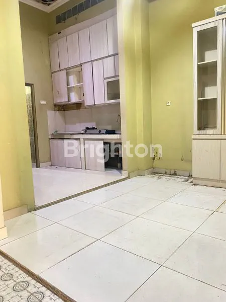 image JUAL CEPAT RUMAH KOS DAN TEMPAT USAHA DAERAH WARAKAS (5)