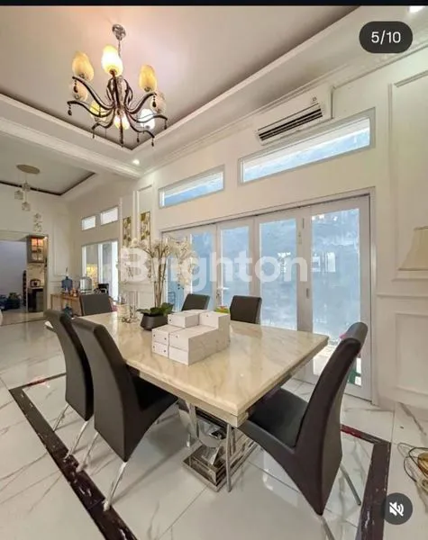 image RUMAH MEWAH 7KT DI KEBAYORAN RESIDENCE BINTARO (3)