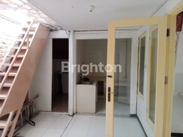 image RUMAH 4KT SIAP HUNI DI DARMO PERMAI (5)