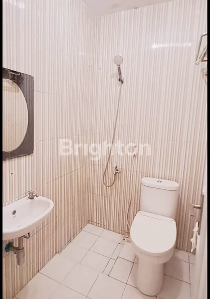 image DIJUAL CEPAT RUMAH SIAP HUNI DI KOMPLEK TAMAN LEMBAH HIJAU LIPPO CIKARANG – STRATEGIS, NYAMAN & SEMI FURNISHED (8)