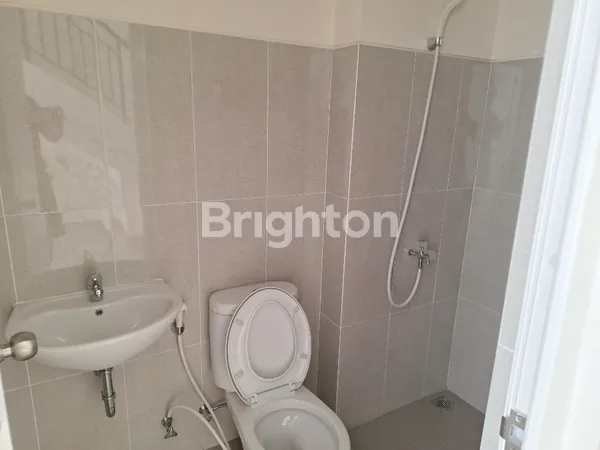 image RUKO BARU 2 LANTAI SIAP USAHA DI SORRENTO PLACE GADING SERPONG (3)