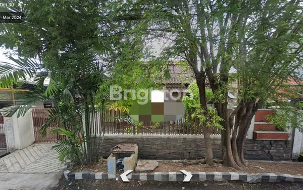 image RUMAH LOKASI STRATEGIS DEKAT MERR RUNGKUT UBAYA STIKOM IPH NGINDEN JEMURSARI (1)