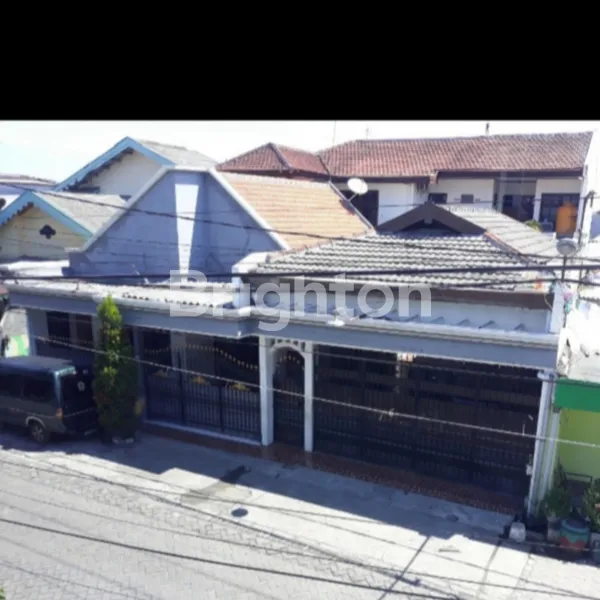 image RUMAH SECOND TERAWAT LOKASI BRATANG GEDE !! (2)