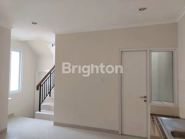 image RUMAH RAPI DI SAMARA SEDERETAN RUKO ANIVA GADING SERPONG (3)