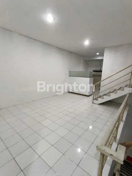 image RUKO STRATEGIS GREEN GARDEN SIAP PAKAI, SUDAH RAPI KAWASAN RAMAI (2)