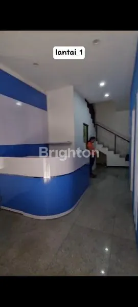 image RUKO STRATEGIS DI JALAN KAYOON, 3 LANTAI (4)