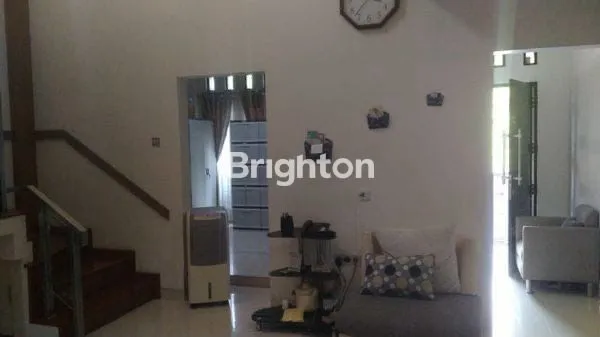 image DIJUAL RUMAH CANTIK DAN MEWAH DI KOMPLEK WIKA BEKASI (5)