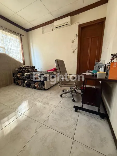 image RUMAH MEWAH LT 413 LB 500 DI TANJUNG BARAT (6)