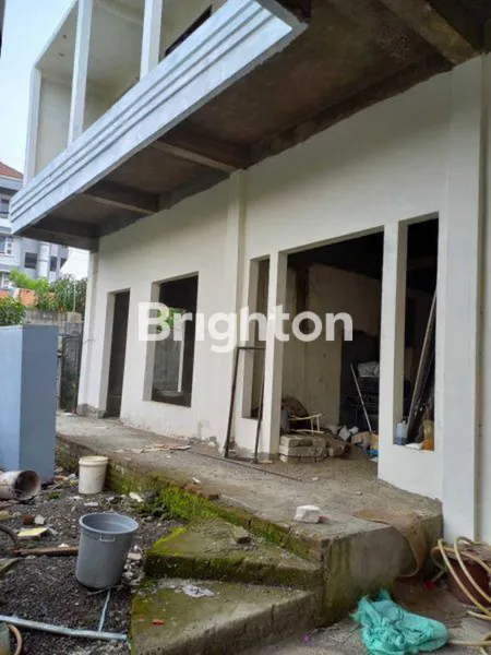 image RUMAH HOOK SETENGAH JADI YKP PANDUGO I (6)