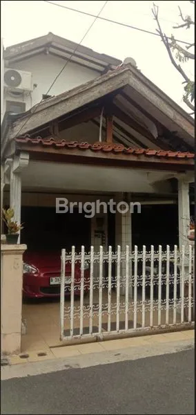 image JUAL CEPAT BU RUMAH LT 153M  LB L150M DI KOMPLEK DEPARTEMEN PENERANGAN PESANGGRAHAN JAKARTA SELATAN (1)