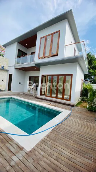 image DIJUAL VILLA BARU FULLY FURNISHED SHM DI BUKIT NUSA DUA BALI (1)