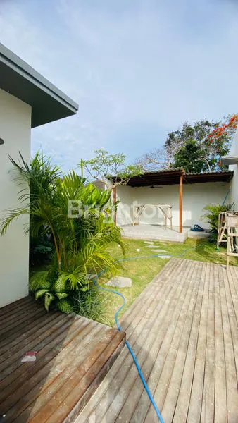image DIJUAL VILLA BARU FULLY FURNISHED SHM DI BUKIT NUSA DUA BALI (3)