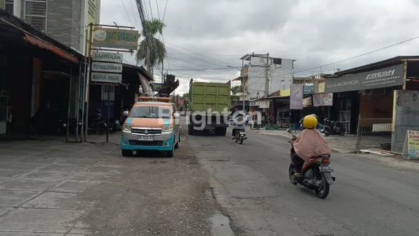 image TOKO DI DEKAT KAMPUS POLTEKES SOLO (2)