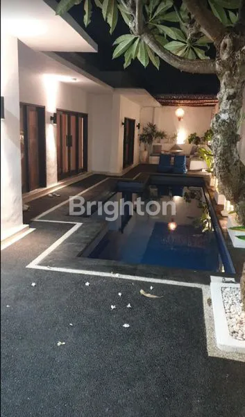 image VILLA 1 LANTAI SEMI FURNISHED DENGAN SWIMMING POOL DILINGKUNGAN YANG TENANG DAN NYAMAN LOKASI STRATEGIS (4)